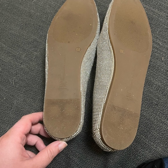 INC sequined silver flats size 9 - Picture 6 of 6